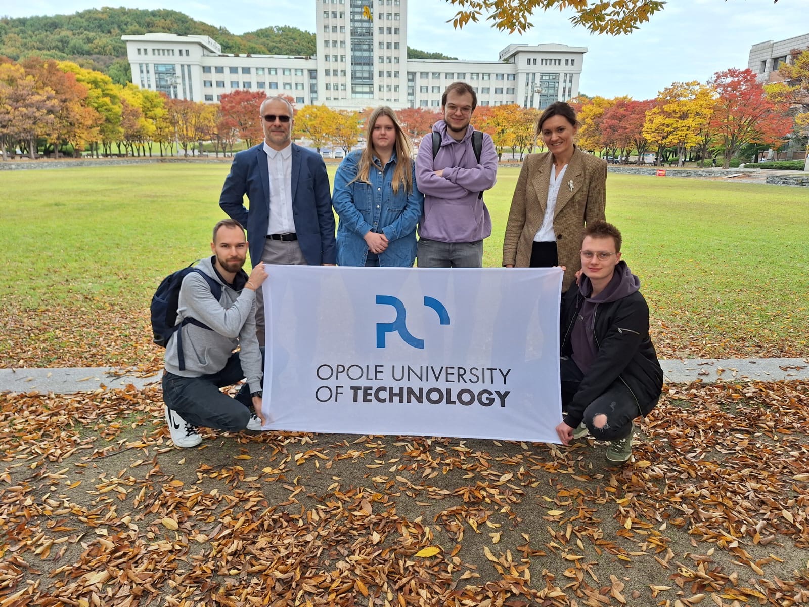 students and staff of the Opole University of Technology at Sun Moon University in South Korea